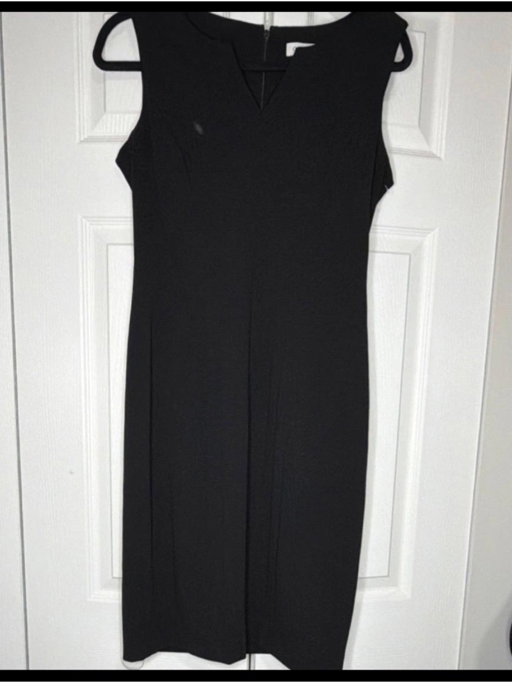 Calvin Klein Black Sleeveless V-Notch Midi Dress